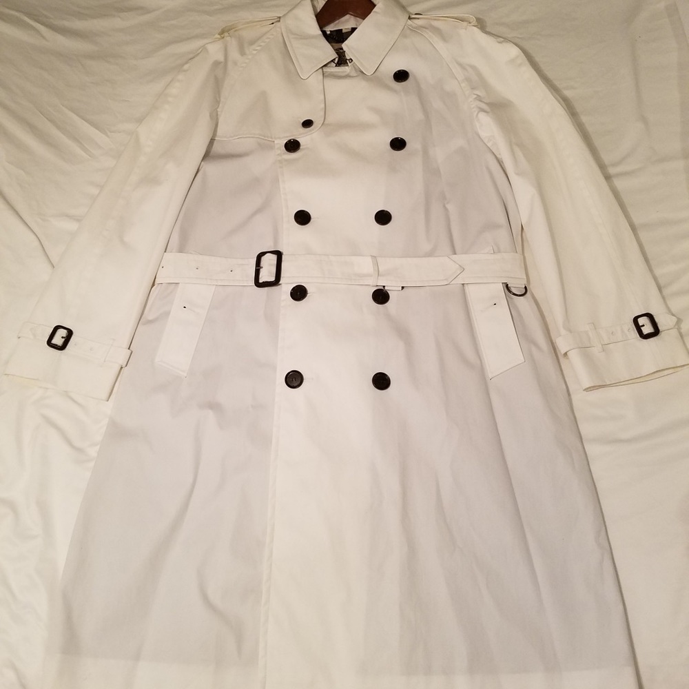 Burberry rain coat size 52 EU/ 42 US  Burberry Men